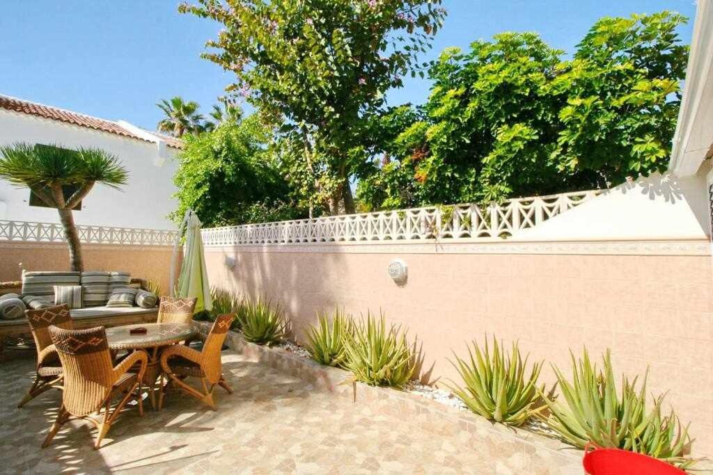 Parque Santiago 1 Villa114 Tenerife Rental & Sales Playa de las Americas  Eksteriør bilde